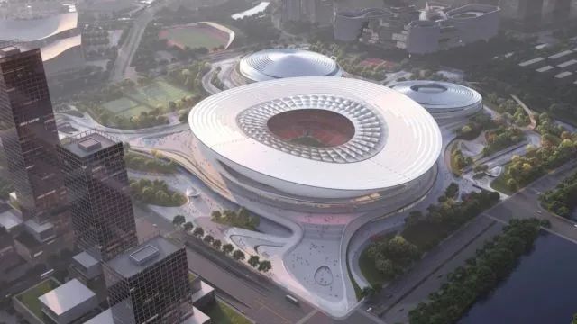 日前，浙江省“千項萬億”重大項目——杭州國際體育中心項目又有了新的進展，整個足球場的輪廓已經(jīng)初見雛形，游泳館及體育館建設已完成總工程量的11%以上。據(jù)悉，該項目關(guān)鍵部位建設所需的特殊鋼板，均由河鋼集團舞鋼公司獨家供應。舞鋼鋼板的卓越性能以及舞鋼公司在高端鋼材制造領(lǐng)域的領(lǐng)先地位和技術(shù)實力再次得到彰顯。          舞鋼公司深入貫徹集團要求，以客戶需求為導向，與客戶簽訂專用技術(shù)協(xié)議，不斷優(yōu)化營銷方案，多次就項目關(guān)鍵部位用鋼與相關(guān)項目負責人進行深度交流，為用戶提供“一攬子”解決方案，設計研發(fā)高端耐候鋼板，滿足項目建設所需，同時也加快了舞鋼公司由生產(chǎn)型向“制造+服務”型企業(yè)轉(zhuǎn)變的步伐。為確保該合同順利交付，舞鋼公司產(chǎn)線各單位全線聯(lián)動，強化過程控制，先后攻克多個技術(shù)難題，確保了產(chǎn)品各項指標全部滿足客戶要求。          作為杭州城市新中心的地標性建筑，國際體育中心項目是杭州城市重要新中心核心區(qū)中軸線上的一顆“耀眼明珠”。該項目總投資逾95億元，總用地面積約26.1萬平方米，規(guī)劃建設“一場兩館”，包括一個6萬座席的專業(yè)足球場，一個18000座席的綜合體育館、游泳館以及相關(guān)配套設施。該項目以打造一個能與世界頂尖水平相媲美的杭州新地標為目標，在設計上充分融合了余杭的文化元素，使得這座面向世界的體育場館不僅具有極高的專業(yè)水準，也有著深厚的文化底蘊。建成后，這里將會打造成為功能最齊全的體育中心，也是具備全時活力的全民健身中心。